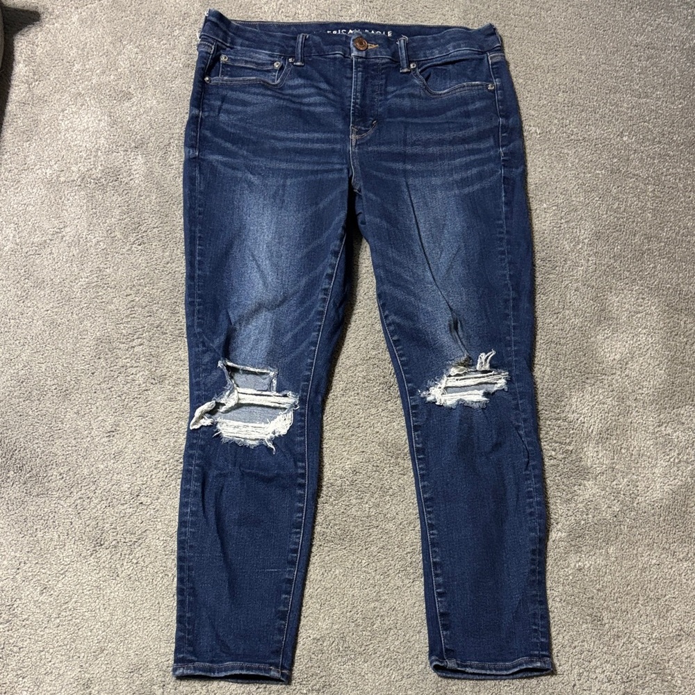 American Eagle Outfitters Women's Distressed Blue Skinny Jeans